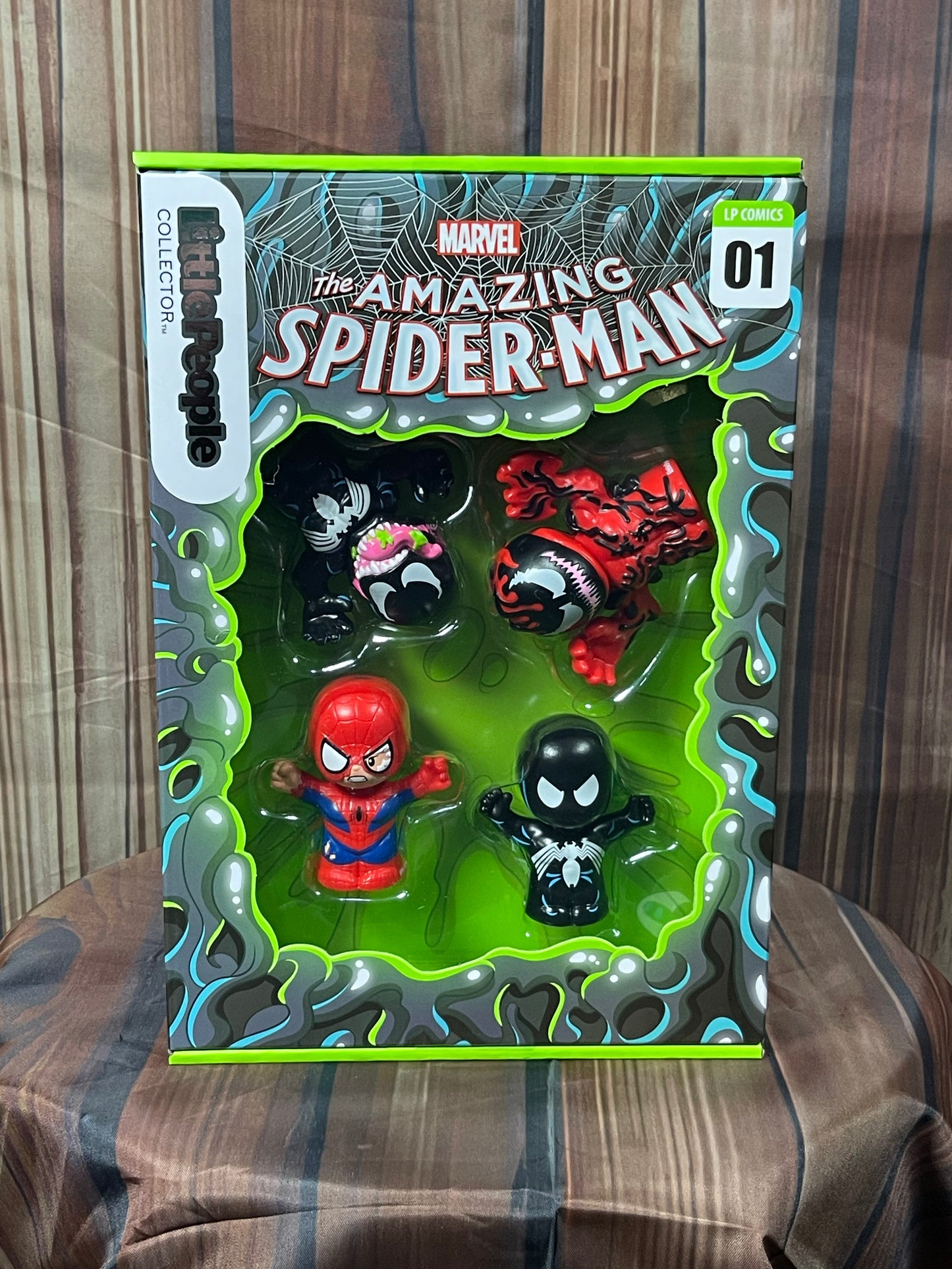 Fisher-Price Marvel Spider-Man: Issue 1 Little People Collector Figure Set 4pk