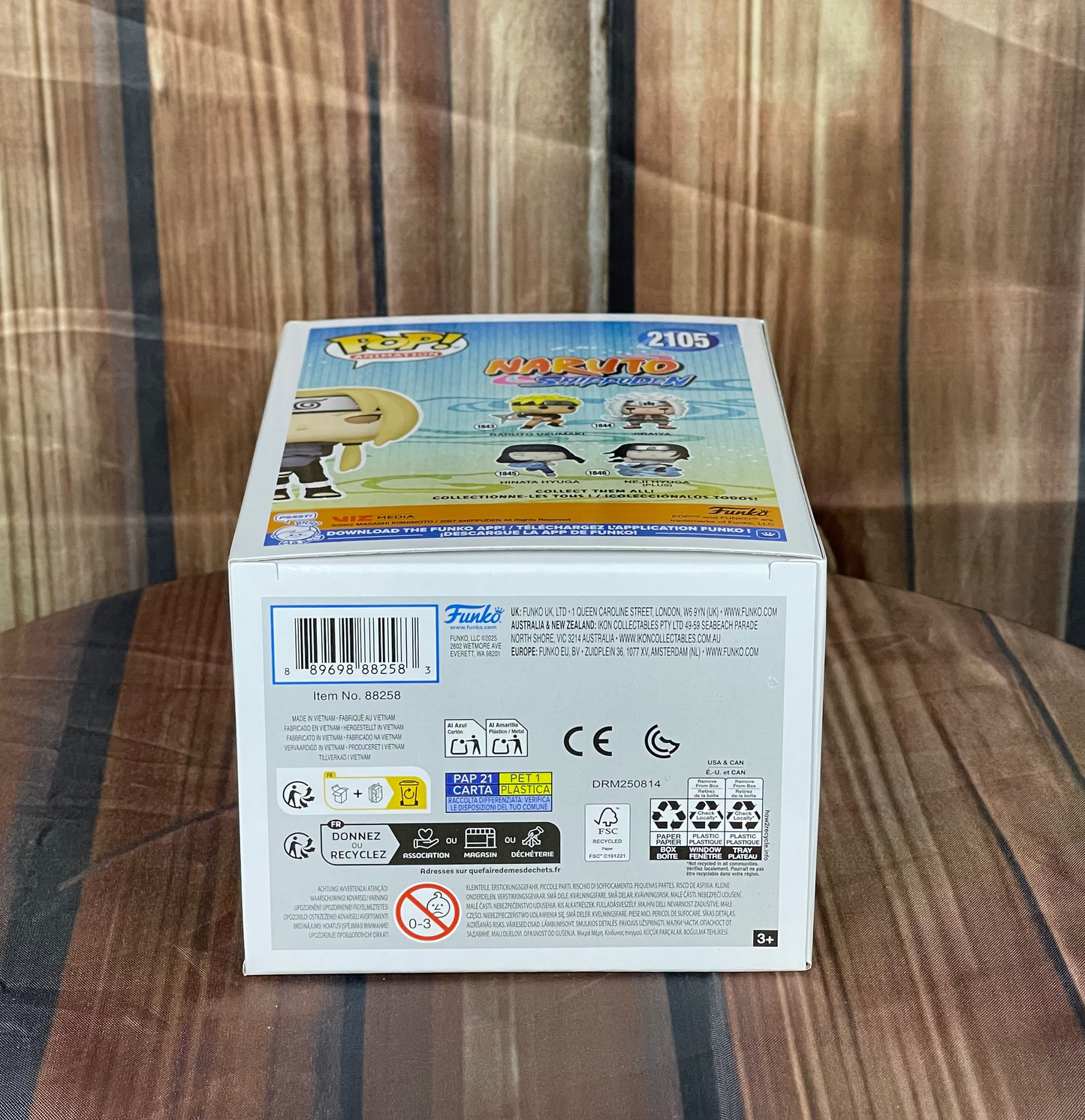 Funko POP Animation: Naruto: Shippuden Tsunade Sannin Funko Pop! Vinyl Figure #2105 - Entertainment Earth Exclusive
